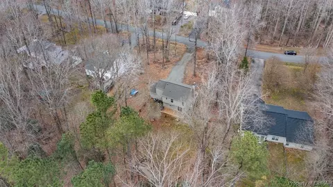 8473 Kitchener Dr, Gloucester, VA 23061 photo 38