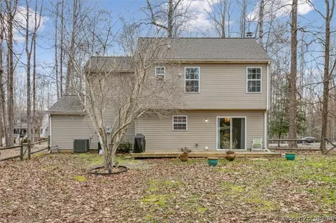8473 Kitchener Dr, Gloucester, VA 23061 photo 33