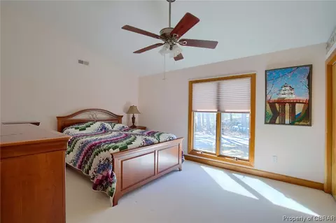 11600 11602 Parnassus Ln, Gloucester, VA 23061 photo 17