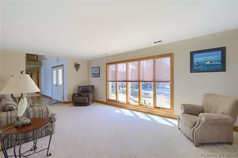 11600 11602 Parnassus Ln, Gloucester, VA 23061 photo 12