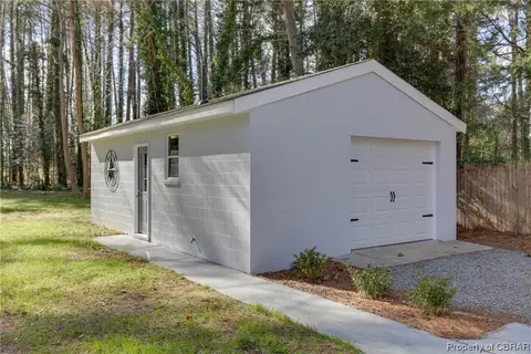 11198 Piankatank Dr, Gloucester, VA 23061 photo 41