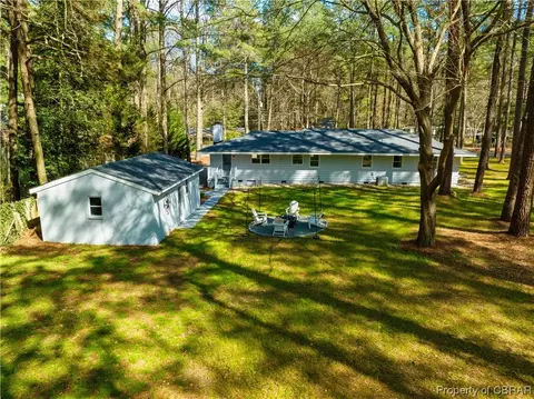 11198 Piankatank Dr, Gloucester, VA 23061 photo 36