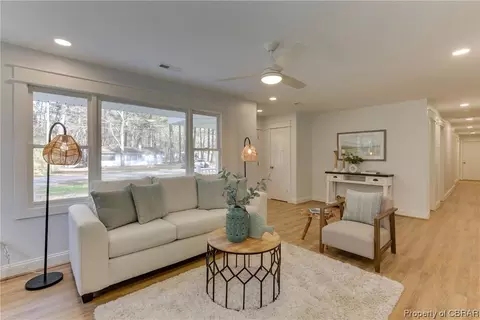 11198 Piankatank Dr, Gloucester, VA 23061 photo 15