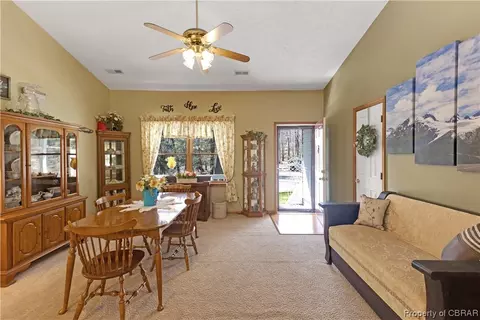8187 Pinetta Rd, Gloucester, VA 23061 photo 9
