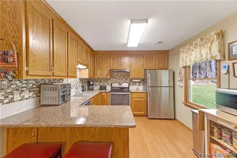 8187 Pinetta Rd, Gloucester, VA 23061 photo 13