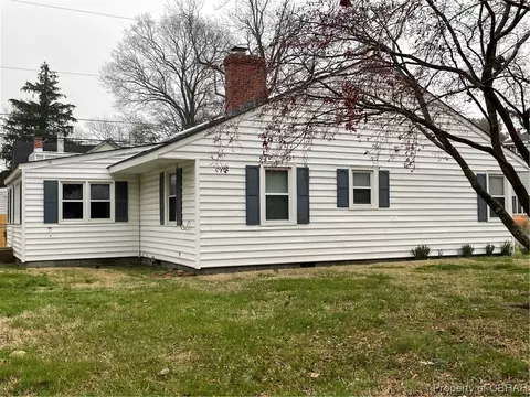 411 2nd St, West Point, VA 23181 photo 3