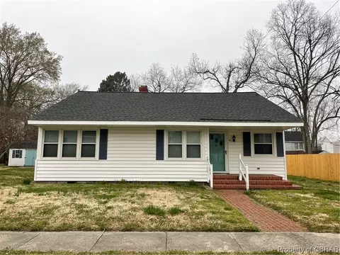 411 2nd St, West Point, VA 23181