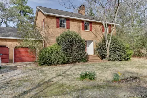 105 Paddys Ct, Port Haywood, VA 23138 photo 14