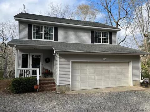 188 Mill Ridge Rd, Hartfield, VA 23071