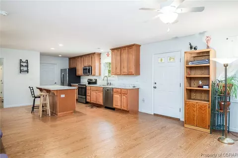 6850 Cherokee Ln, Gloucester, VA 23061 photo 5