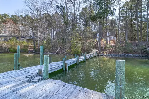 492 Holly Haven Rd, Weems, VA 22576 photo 11