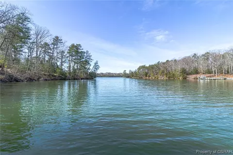 492 Holly Haven Rd, Weems, VA 22576 photo 7