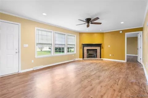 7686 Curtis Dr, Gloucester, VA 23061 photo 13