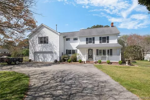 168 Queens Creek Rd, Hallieford, VA 23068