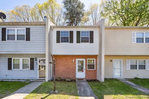 4 Betty Lee Pl, Newport News, VA 23602