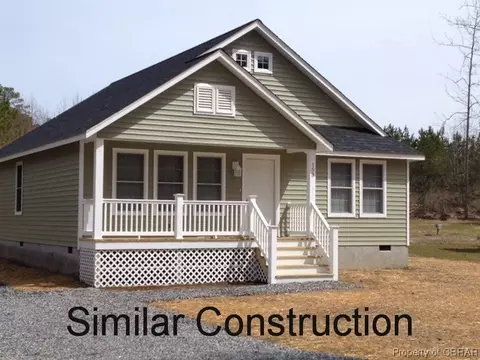207 Poplar, Hartfield, VA 23071