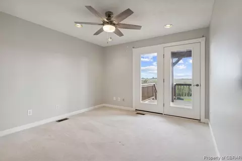 21 Mizzen Cir, Hampton, VA 23664 photo 9
