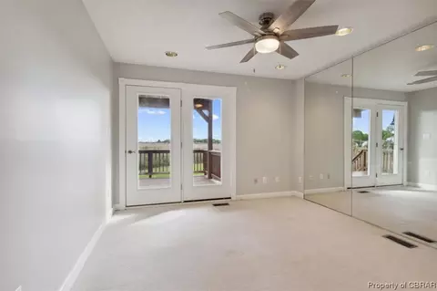 21 Mizzen Cir, Hampton, VA 23664 photo 8