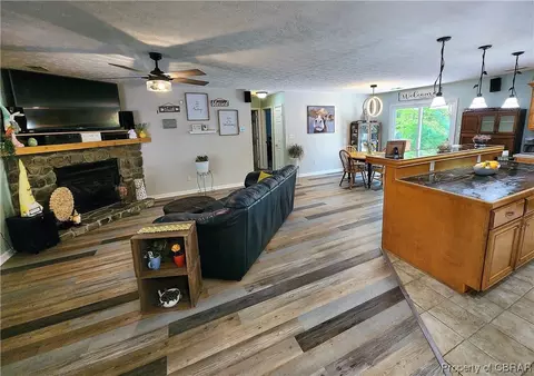 9932 Bacons Ln, Gloucester, VA 23061 photo 6