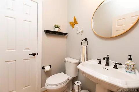 6772 Mann Ave, Gloucester, VA 23061 photo 8
