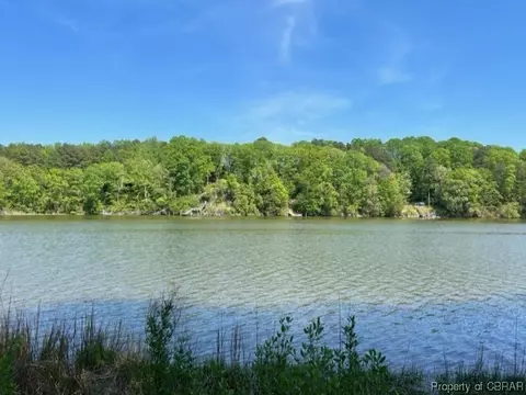 07 Nokomis Ln, Heathsville, VA 22473