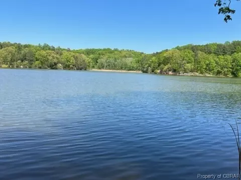 0405 Nokomis Ln, Heathsville, VA 22473
