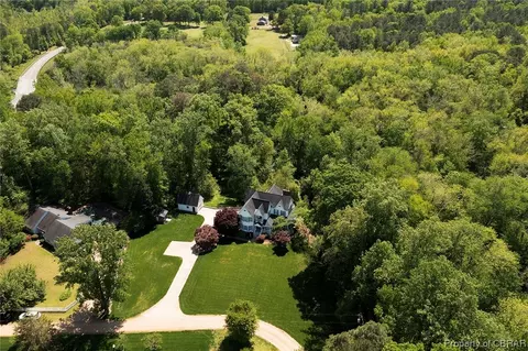 7854 Royals Pl, Gloucester, VA 23061 photo 2