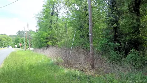 00 E Glen St, West Point, VA 23181