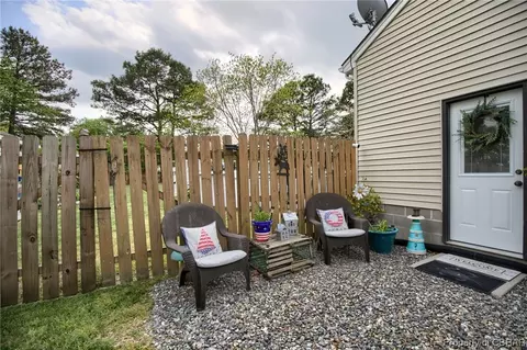 6782 Amanda Ct, Gloucester, VA 23061 photo 23