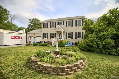 6782 Amanda Ct, Gloucester, VA 23061 photo 1