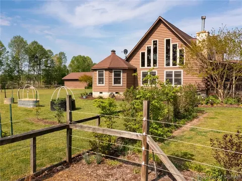 5758 Fletcher Rd, Gloucester, VA 23061 photo 10