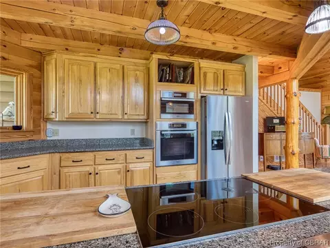 5758 Fletcher Rd, Gloucester, VA 23061 photo 16