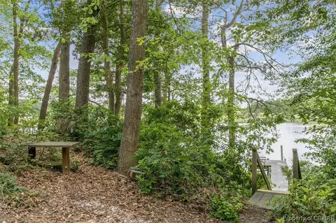 2811 Shell Rd, Gloucester, VA 23061 photo 16