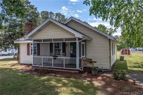 4482 Irvington Rd, Irvington, VA 22480