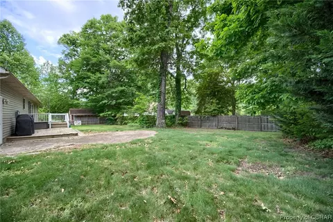 6286 Glenns Rd, Gloucester, VA 23061 photo 16