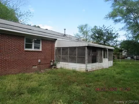 120 Springfield Dr, Williamsburg, VA 23185 photo 2