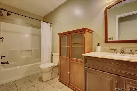 8328 Woodhaven Dr, Gloucester, VA 23061 photo 23