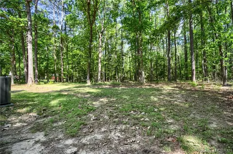 8328 Woodhaven Dr, Gloucester, VA 23061 photo 27