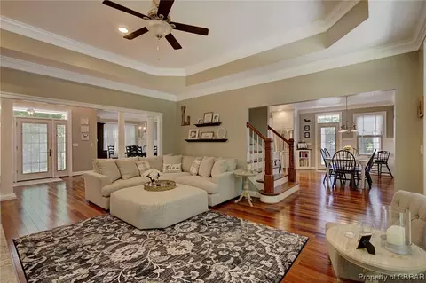 5858 Hillside Dr, Gloucester, VA 23061 photo 8