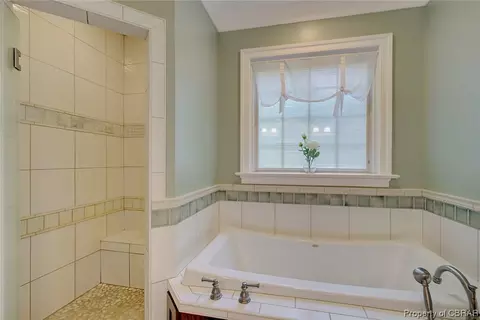 5858 Hillside Dr, Gloucester, VA 23061 photo 24