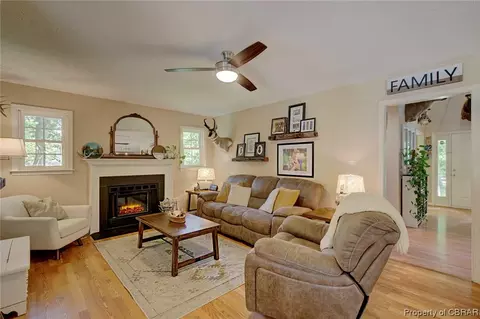 8012 Founders Mill Way, Gloucester, VA 23061 photo 10