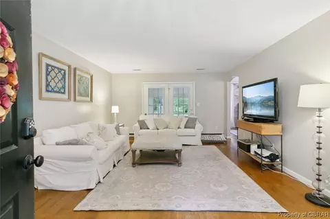 7063 Seawell Ave, Gloucester, VA 23061 photo 4