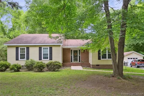 7063 Seawell Ave, Gloucester, VA 23061
