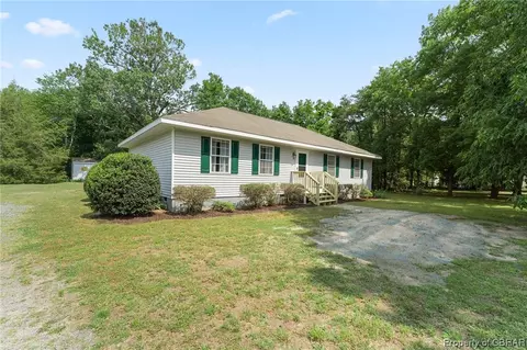 323 Creek Dr, Hardyville, VA 23070