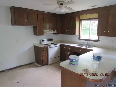 5017 Hickory Fork Rd, Gloucester, VA 23061 photo 3