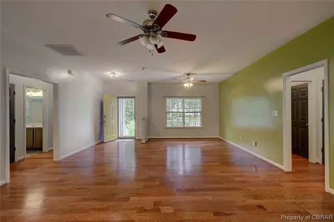 8371 Patrick Henry Way, Gloucester, VA 23061 photo 8