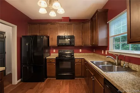 8371 Patrick Henry Way, Gloucester, VA 23061 photo 14