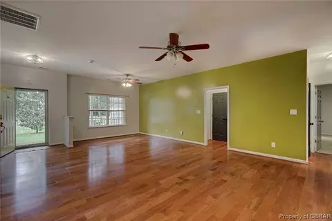 8371 Patrick Henry Way, Gloucester, VA 23061 photo 9
