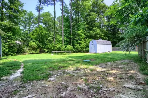 8371 Patrick Henry Way, Gloucester, VA 23061 photo 31
