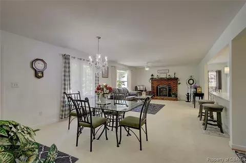 6334 Main St, Gloucester, VA 23061 photo 6
